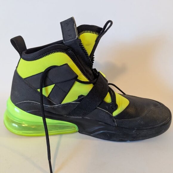 Nike Other - Men's Nike Air Force 270 Utility Volt Size 11